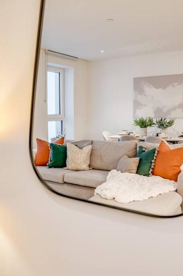 Sleek 2br Hideaway Balcony Near Westfield Appartamento *